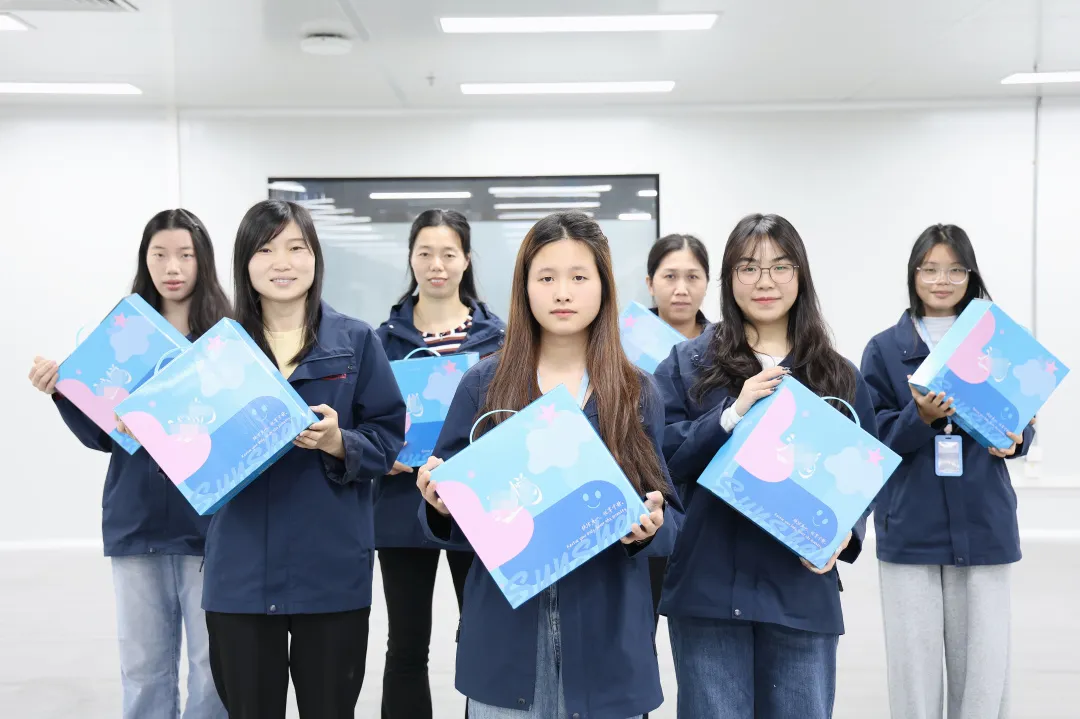 女神节:黄石“乒”出欢乐,广州“盒”你甜蜜!